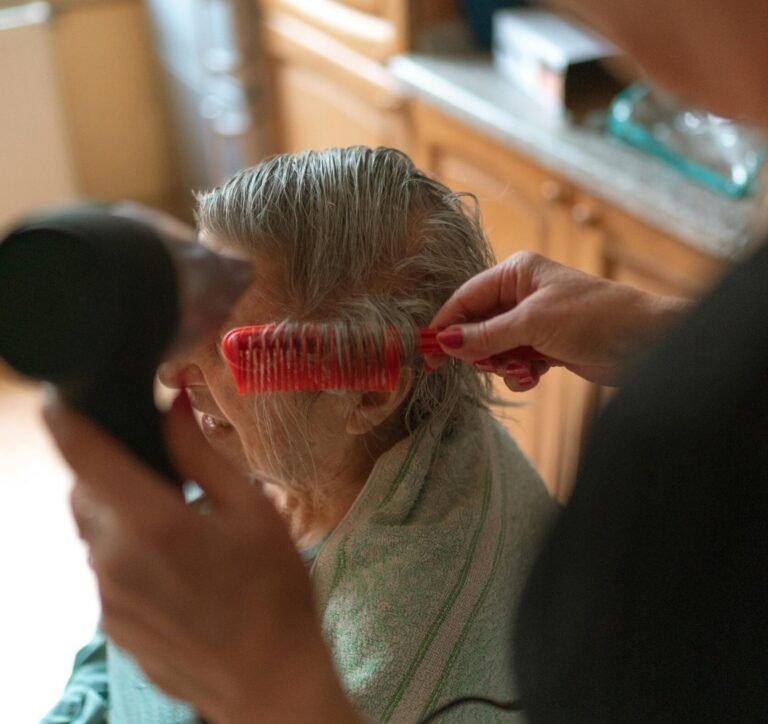 hair combing pic